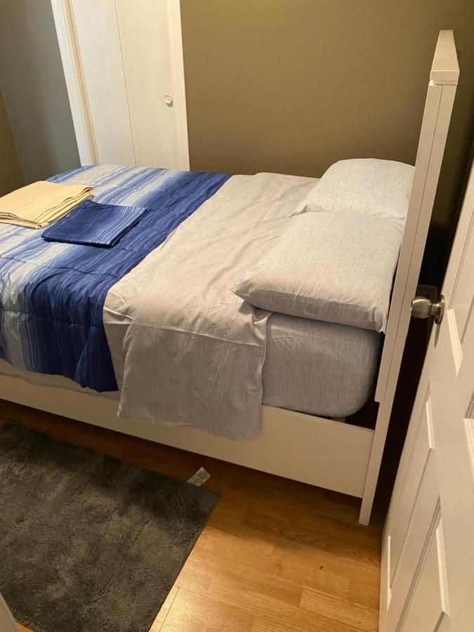 Windsor Airport Room Accommodation Exterior photo